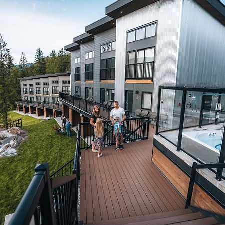 Basecamp Resorts Revelstoke Exterior foto