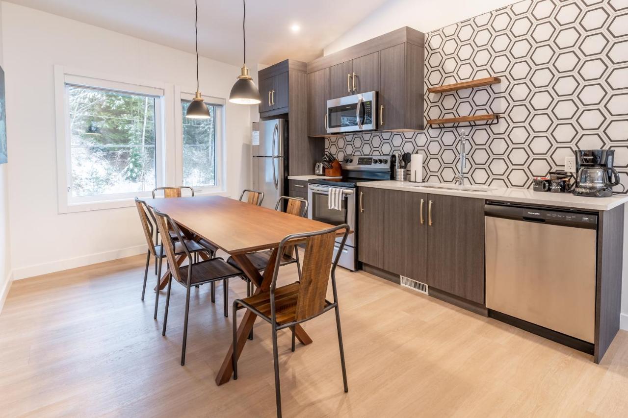 Basecamp Resorts Revelstoke Exterior foto