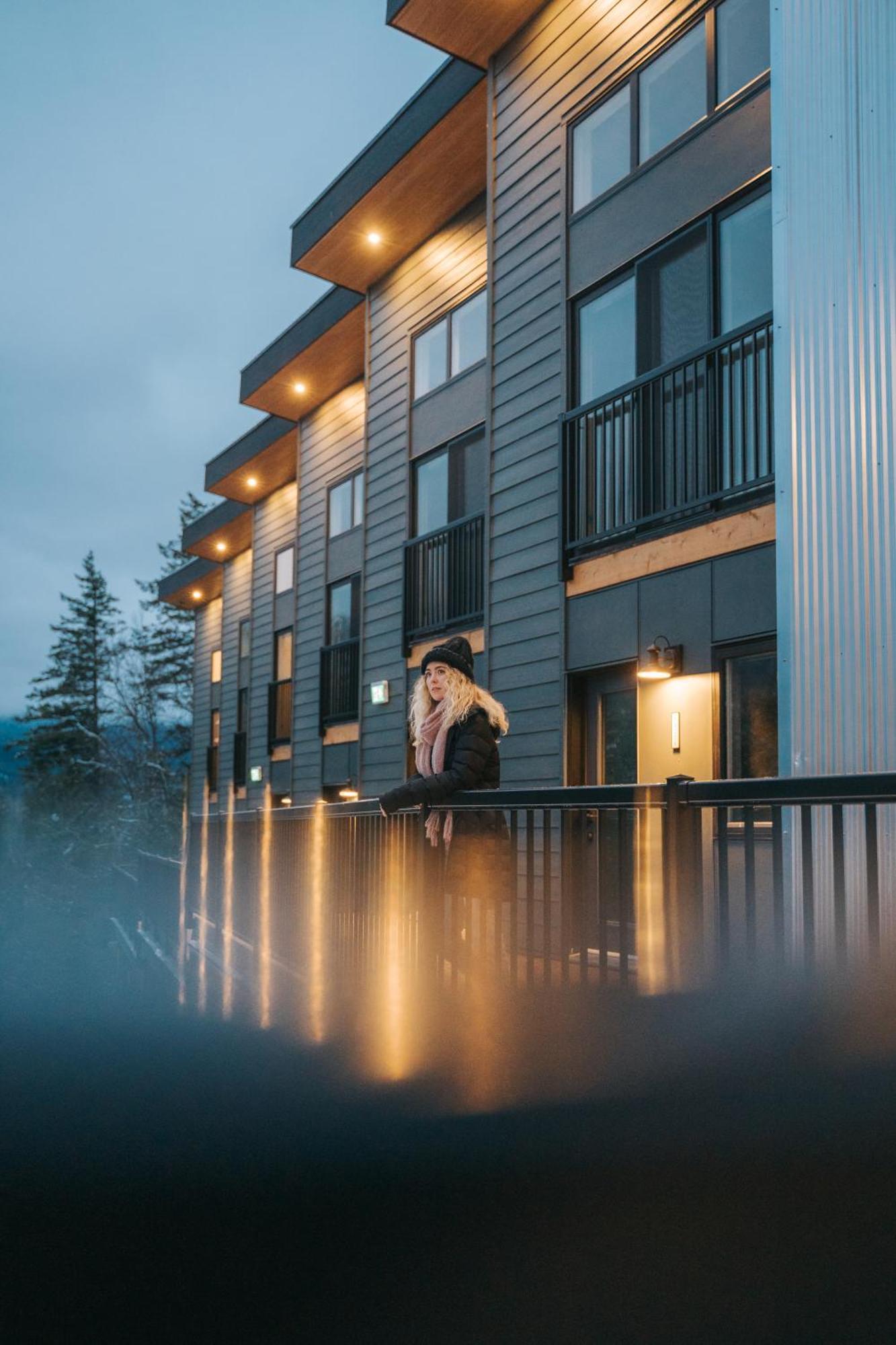 Basecamp Resorts Revelstoke Exterior foto